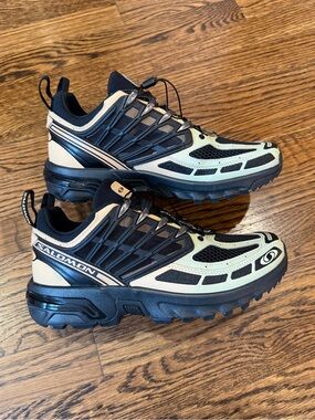 Salomon ACS Pro sneakers gender inclusive Women’s 8.5 9 black